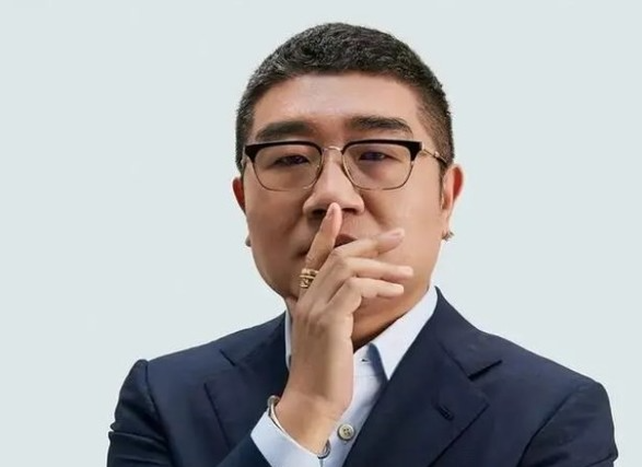 京东集团前CEO徐雷