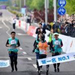 天工Ultra机器人夺冠全球首场半马，2小时40分跑完21公里